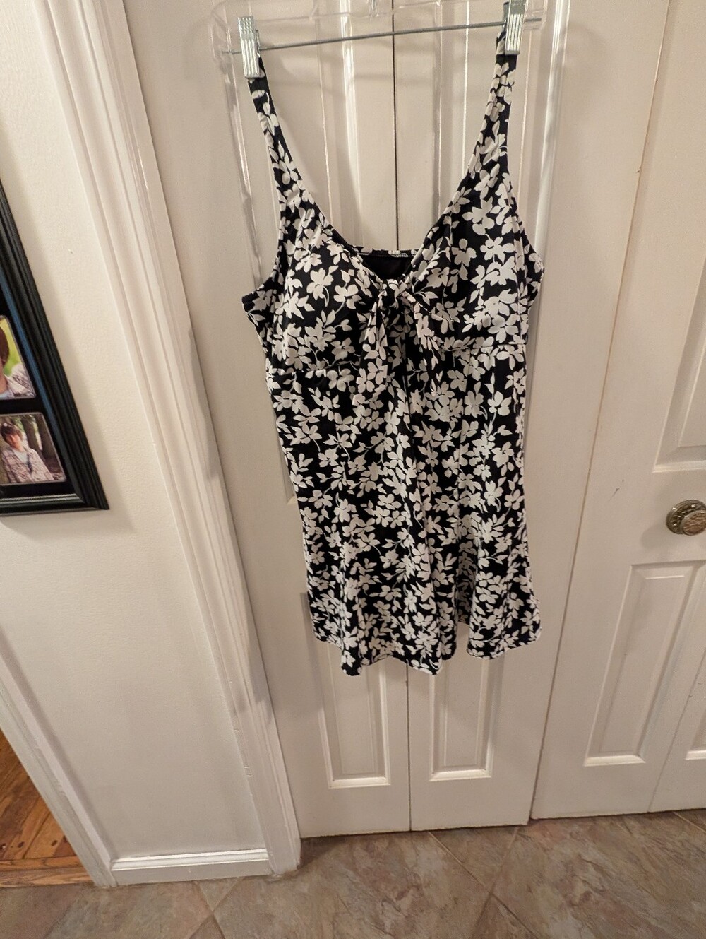 Croft & Barrow Women's One Piece Black & White Floral Bathing Suit Size 20W